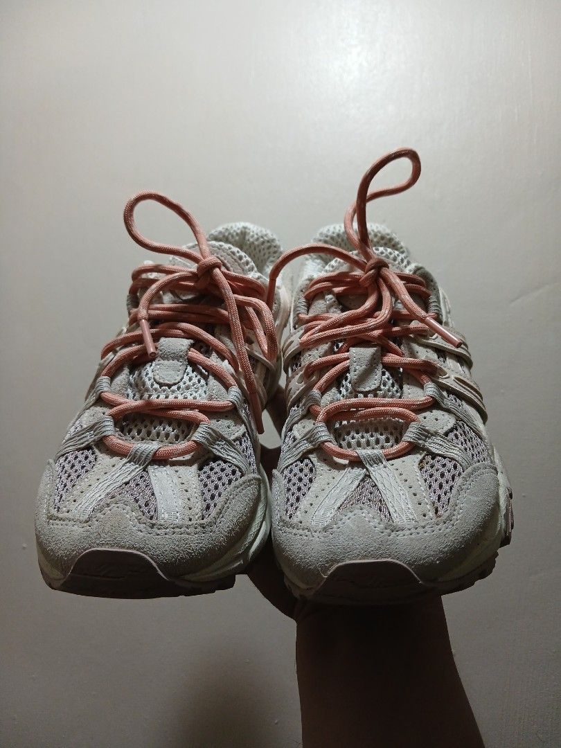 ASICS Gel-Sonoma 15-50 (Category: Sneakers) located in Daraga. Submitted by thethriftcity2024 (Listing ID 1463628129, Image 2). Description: - ASICS Gel-Sonoma 7 Trail Running Shoes - Color: Light Beige and Pink - Durable AHAR+ outsole for excellent traction - Breathable mesh upper keeps feet cool - Secure lace-up closure - Ideal for trail running and everyday adventures GOOD AS NEW SIZE 6.5 EURO 37.5 10/10 CONDITION NO ISSUE 2K+SF BICOL.