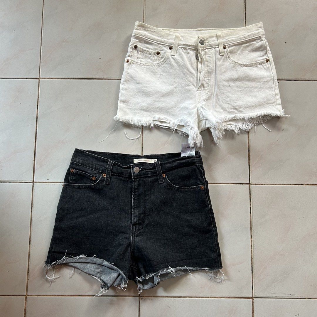 Aspack levis short for Women 😍 (Category: Shorts) located in Jinoba-an. Submitted by eegiboy (Listing ID 1463631148, Image 3). Description: Wts: Levis 🥵 High rise shorts🔥 For women 😍 Dimes: 28-29 L-13 Excellent condition 🥰 Needwash 😘 Aspack 850plussf Dm me if interested📩 Thankyou🙏😇.