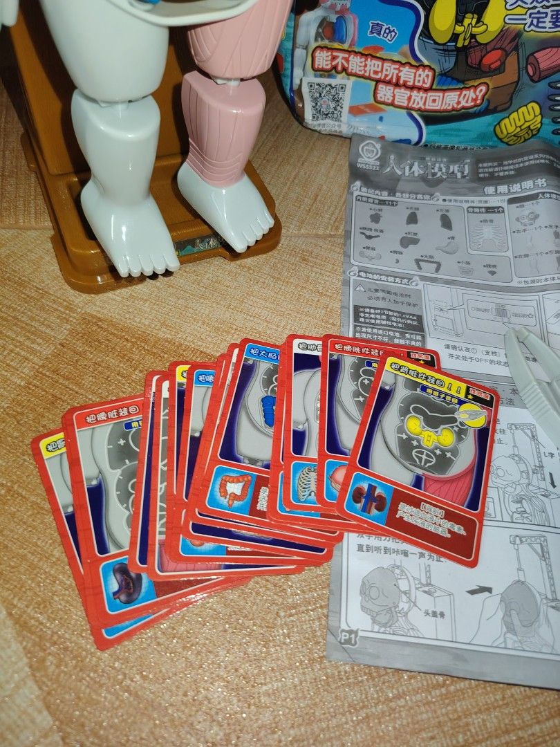 Assorted characters (Category: Raw Singles) located in Santiago. Submitted by aceheart0118672 (Listing ID 1463586459, Image 3). Description: in good working condition battery not included complete .