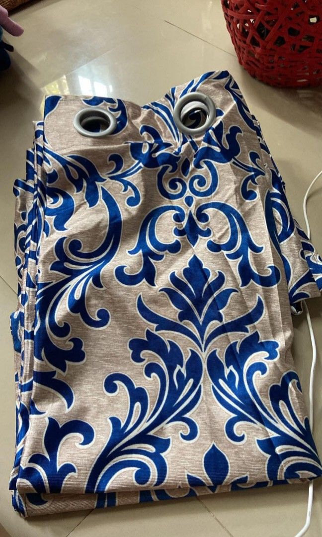 Assorted Eyelet Curtains - Various Designs and Colors (Category: Curtains & Blinds) located in Cavite. Submitted by jesusahec44856 (Listing ID 1463573623, Image 2). Description: - Bundle of 4 eyelet curtains - Includes:2 pcs blue damask pattern, light 1pcblue plain,1pc red leaf pattern, 2pcs beige abstract stripe pattern - All curtains feature silver eyelets for easy hanging - Versatile designs suitable for various rooms - Sold as a complete set 