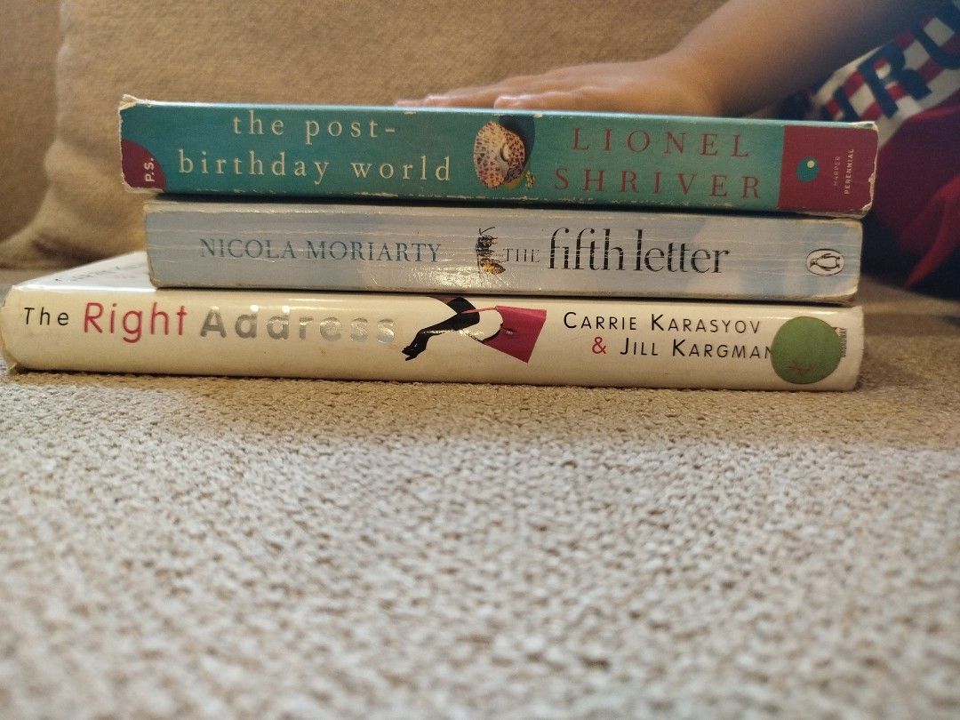 Assorted Novels (Category: Storybooks) located in Paranaque City. Submitted by kaceys_closet (Listing ID 1463619228, Image 3). Description: Get all for only 270.