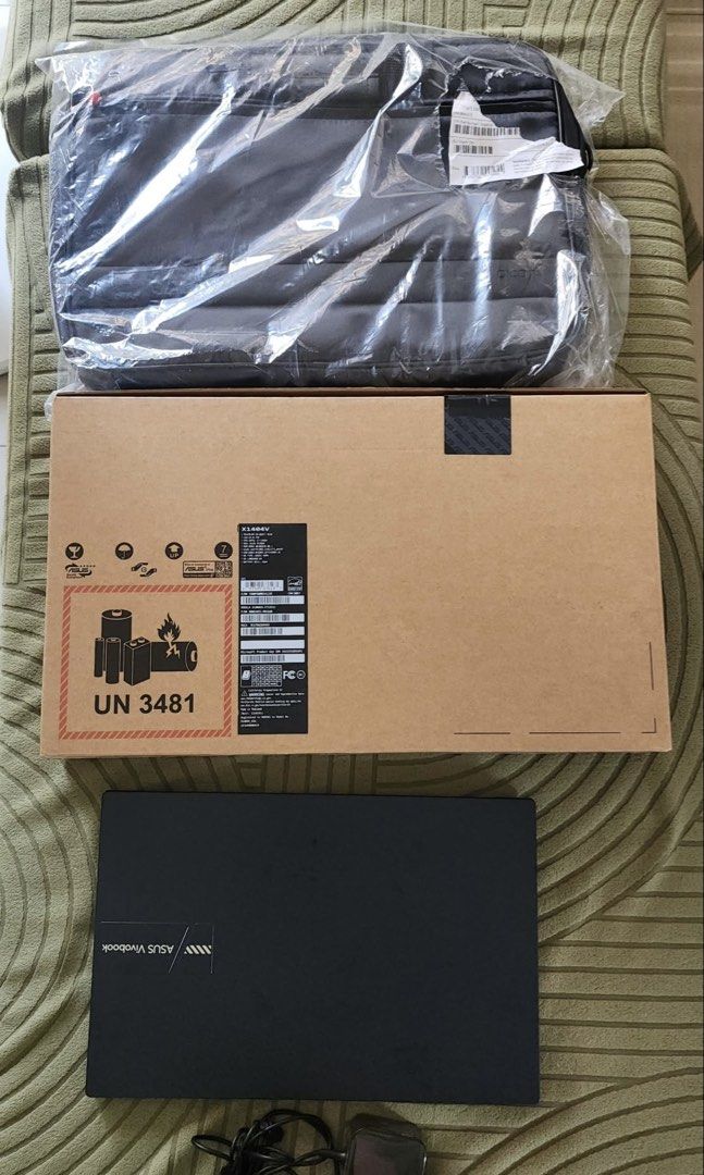 ASUS VivoBook X1404V Laptop (Category: Laptops & Notebooks) located in Manila. Submitted by landritonika (Listing ID 1463583754, Image 1). Description: For sale: bought last sep 18 2026 (brand new) used for less than a week only Specifications: Processor - Intel i7 1355U Screen - 14 inch fullhd Graphics - intel iris xe Storage - 512GB Ram - 12GB ddr4 OS - win 11 home Free Bag With warranty I can send the receipt if needed Bought for 50,000 Sellin