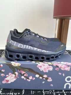 （分類：）位於 。 由 sneakerssssssssssss 提交（商品編號 1463569330，圖片 1）。簡介： 。