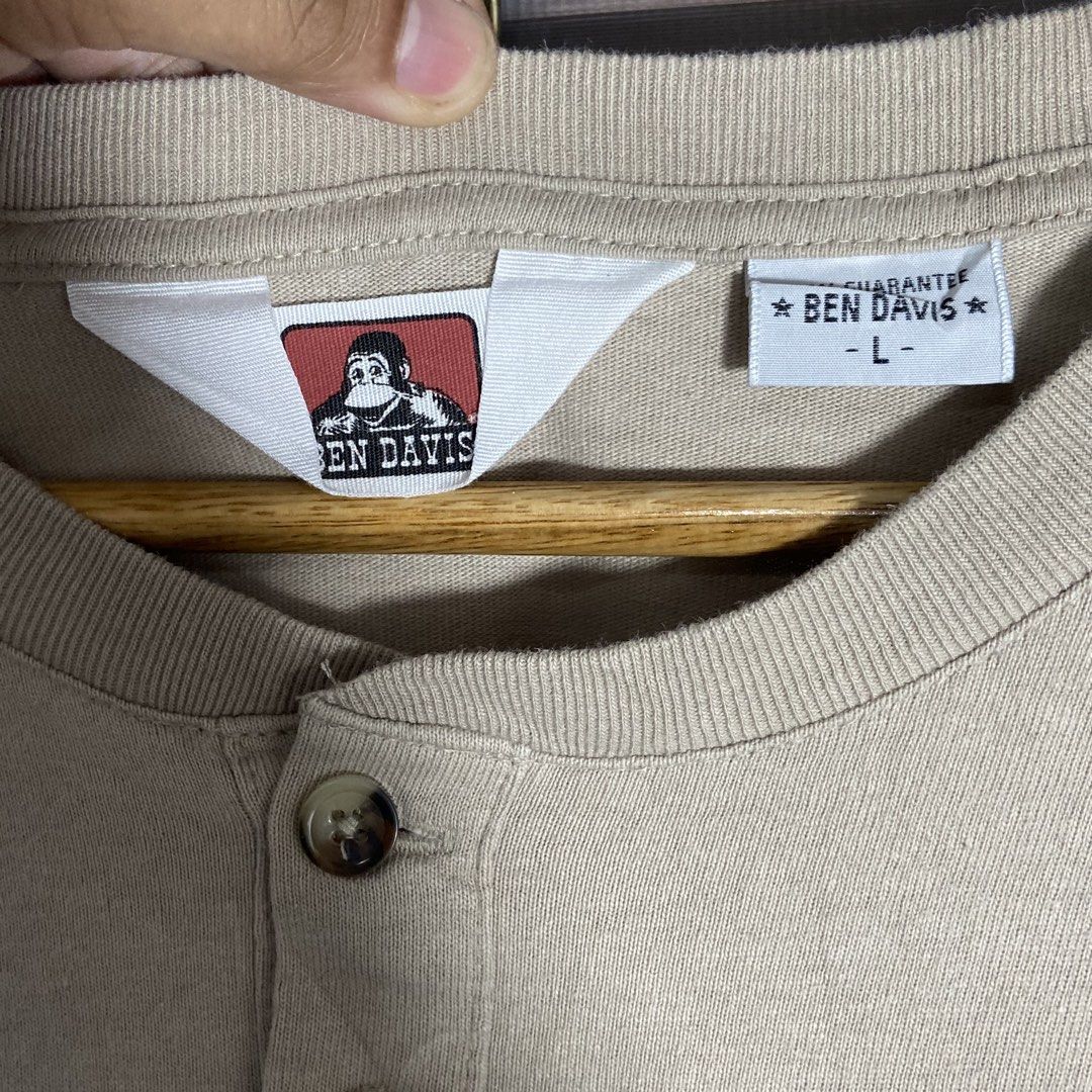 AUTHENTIC BEN DAVIS (Category: Coats, Jackets and Outerwear) located in Mabalacat. Submitted by alternativegoodsco (Listing ID 1463656836, Image 3). Description: good condition pm for more details .