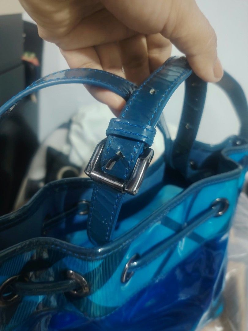 Authentic Burberry Bag bucket bag (Category: Cross-body Bags) located in Malolos. Submitted by shoptokyothrift (Listing ID 1463580062, Image 3). Description: > 💙 AUTHENTIC BURBERRY BLUE LABEL 💙 Rare Vintage Blue PVC Check Bucket Bag | As is| Collectible Piece ✨.