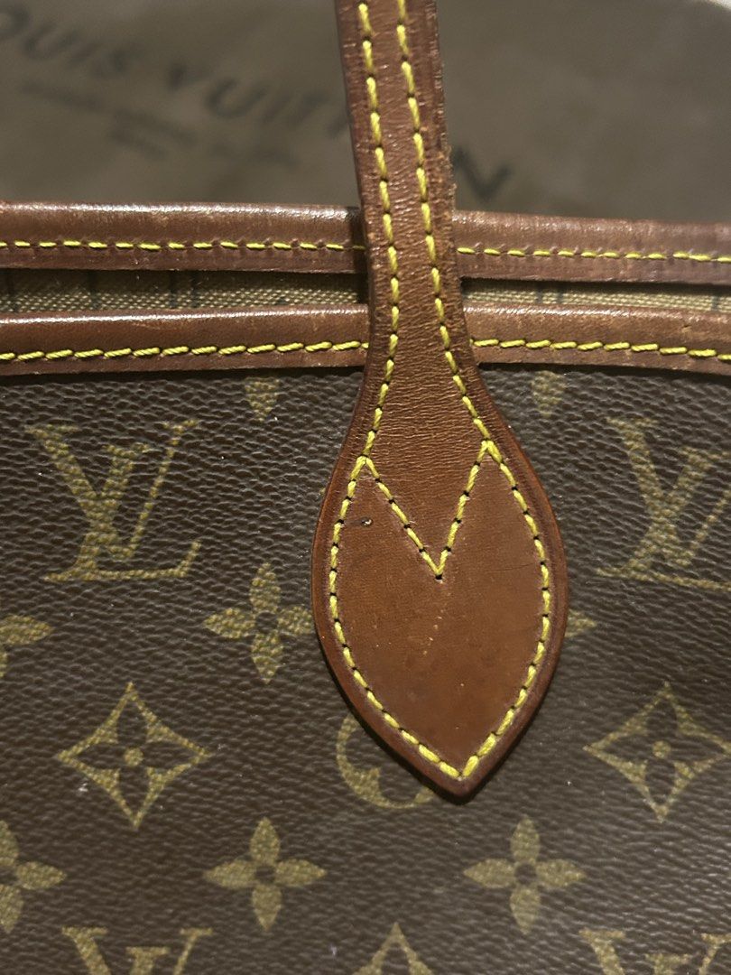 Louis Vuitton LV neverfull MM coded (Category: Luxury Bags & Wallets) located in Plaridel. Submitted by ilovebubu28 (Listing ID 1463681575, Image 3). Description: - Classic Louis Vuitton Neverfull bag - Monogram canvas with leather handles and trim - Spacious interior with a zippered pocket - Timeless and perfect for everyday use Since it’s vintage and authentic, it changed to even pattina (nag dark na yung color ng vanchetta leather) Bag and pap