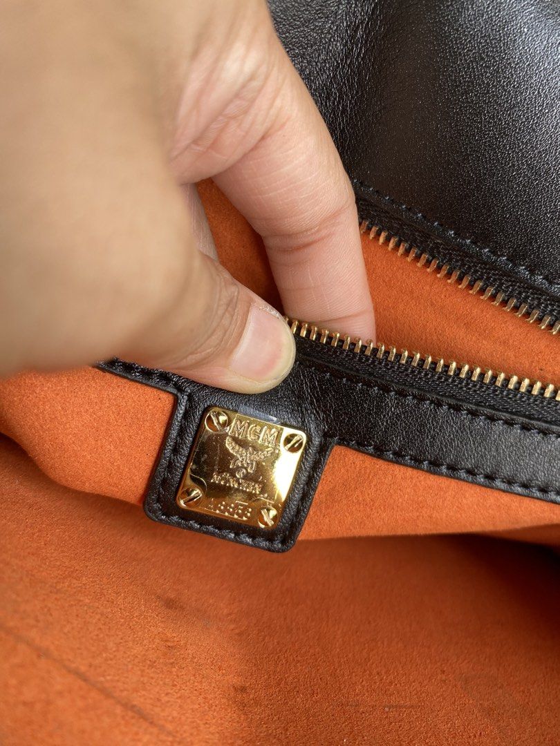 Authentic MCM Visetos Patricia Top Handle Bag (Category: Luxury Bags & Wallets) located in Davao. Submitted by jennicaestrella_1995 (Listing ID 1463624627, Image 2). Description: .