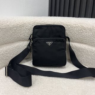 (Category: ) located in . Submitted by ipohluxury (Listing ID 1463623854, Image 1). Description: .