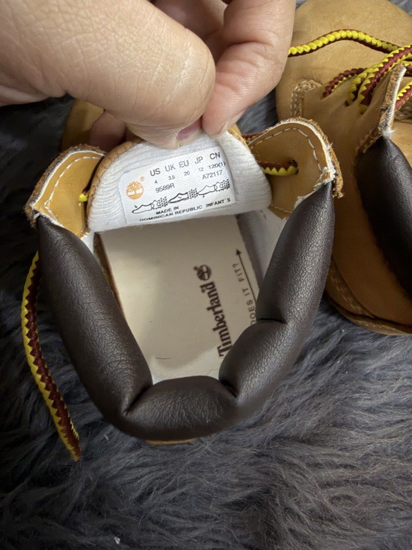 Authentic Timberland Shoes (Category: Babies & Kids Fashion) located in Quezon City. Submitted by angelannedc (Listing ID 1463635483, Image 3). Description: Authentic Timberland Shoes For Baby Boy Color: Brown (Highcut) Size: US 4.0 3.5 UK From USA Good for 9months to 1yr Baby Boy.