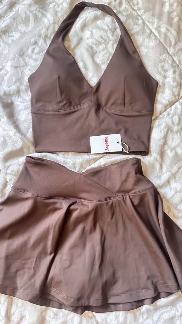Baeby Pickleball Set - Halter Crop Top & Skort (Category: Activewear) located in Jagna. Submitted by gemts777 (Listing ID 1463590169, Image 1). Description: - Adorable mocha brown activewear set - Includes halter neck crop top and matching skort - Perfect for workouts or casual wear - Size: Small (S) - Brand new with tags still attached.