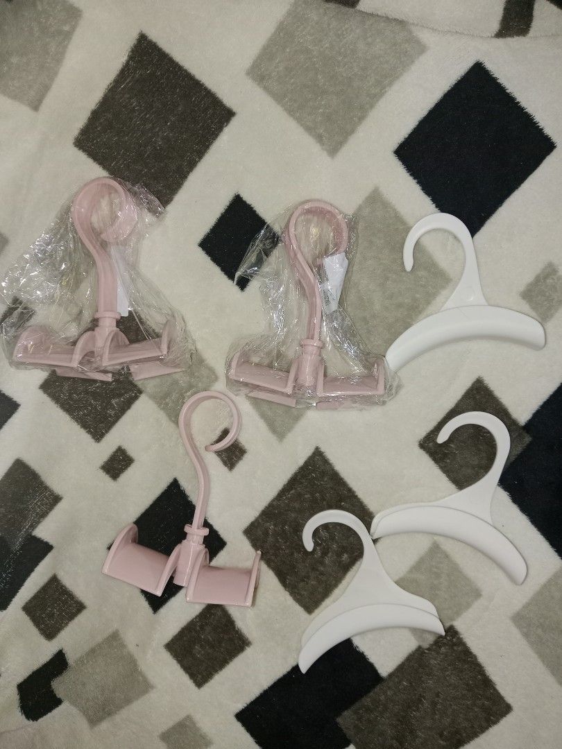 bag hanger (Category: Hooks & Hangers) located in Baguio. Submitted by aurumsie (Listing ID 1463630737, Image 1). Description: take all 150.