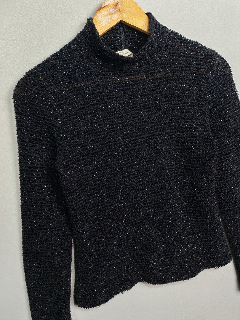 Balenciaga Ruffled Y2K Vintake Knit Jacket (Category: Coats, Jackets and Outerwear) located in Baguio. Submitted by luxuryph2600_eric (Listing ID 1463687186, Image 3). Description: Balenciaga Y2K Vintage Knitwear 📌 Details⬇️⬇️⬇️ 📍Excellent Condition 📍Dimes 18*22 📍Color Rate 10/10 📍Size Medium 💰 PRICE 2000 FREE SHIPING 📌Loc. Baguio City Shipping Via J&T Reminder : Items are Thrifted and carefully Selected from Thrift Stores/Box/Bales Photos