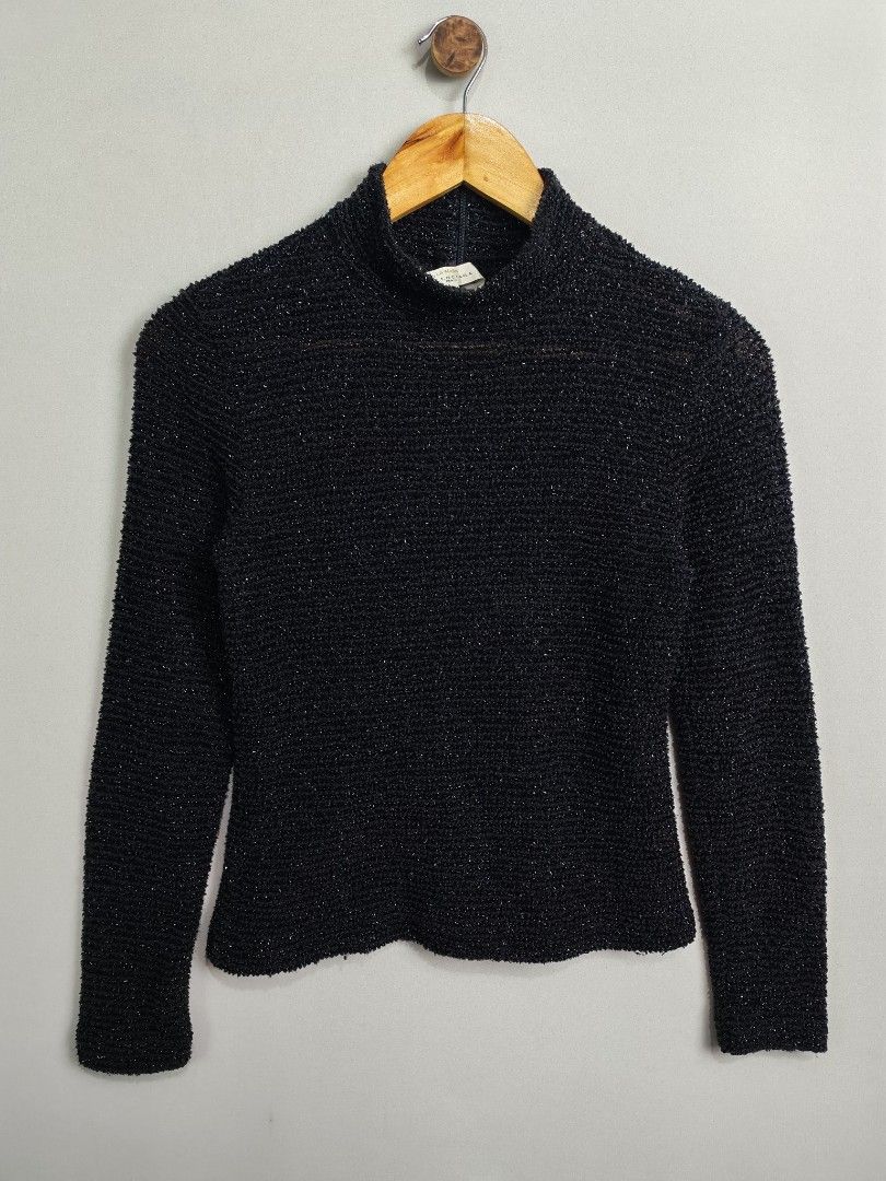 Balenciaga Ruffled Y2K Vintake Knit Jacket (Category: Coats, Jackets and Outerwear) located in Baguio. Submitted by luxuryph2600_eric (Listing ID 1463687186, Image 2). Description: Balenciaga Y2K Vintage Knitwear 📌 Details⬇️⬇️⬇️ 📍Excellent Condition 📍Dimes 18*22 📍Color Rate 10/10 📍Size Medium 💰 PRICE 2000 FREE SHIPING 📌Loc. Baguio City Shipping Via J&T Reminder : Items are Thrifted and carefully Selected from Thrift Stores/Box/Bales Photos