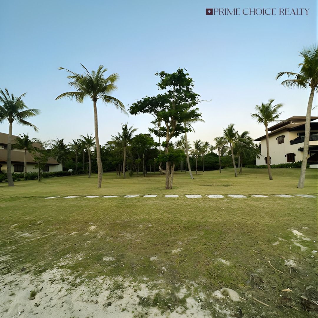 Balesin Beachfront Vacant Lot (Category: Lot) located in Quezon City. Submitted by primechoicerealtyinc (Listing ID 1463623062, Image 3). Description: FOR SALE: Balesin Beachfront Vacant Lot 📍 Balesin Island Prime beachfront property — perfect for a private retreat or investment. Property Details: • Lot Area: 2,000 sqm • Beachfront Lot • Vacant Lot • Ideal for a private resort, vacation home, or investment Asking Price: ₱40,000,000 or ₱20,000/sq