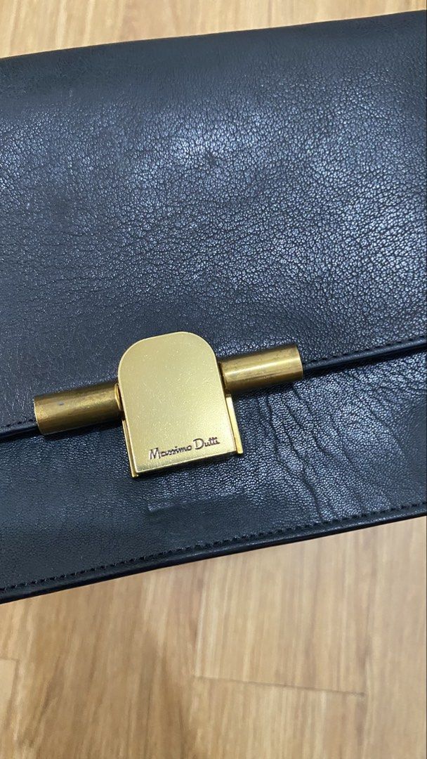 Bally X Mossimo Dutti bags as pack (Category: Luxury Bags & Wallets) located in Manila. Submitted by truemoon_d2e1ee (Listing ID 1463591673, Image 2). Description: Bally made in Italy Mossimo Dutti made in Spain Original Minor signs of usage As pack for 4850 only.
