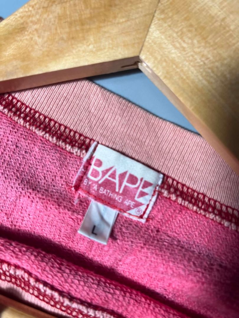 BAPEP (Category: Formal Shirts) located in General Santos City (Dadiangas). Submitted by arjay_genita (Listing ID 1463632845, Image 3). Description: BAPE ‼️Size XL (23/28) ‼️Excellent condition ‼️Color rate 9.5./10 ‼️Sign Of use sa neck at hem.
