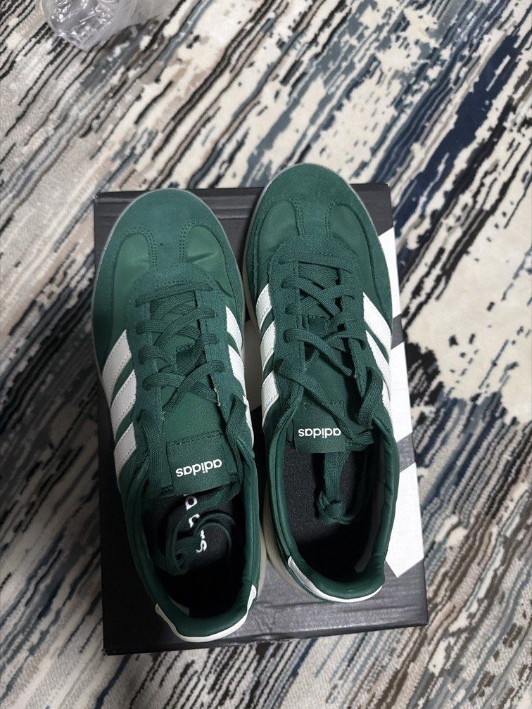 BARREDA DECODE 9 1/2 COLLEGIATE GREEN/OFF WHITE (Category: Casual Shoes) located in Manila. Submitted by franjieh_martinez29 (Listing ID 1463676518, Image 1). Description: BARREDA DECODE 9 1/2 COLLEGIATE GREEN/OFF WHITE 💚🤍 ₱3,199 ONLY SRP: ₱4,300 30% OFF SRP ✨ Brand New / On Hand 📦 Size: 9.5 Men’s ✅ Legit adidas pair 📍 Shipping: Lalamove / LBC only 💸 Gcash/ Bank transfer- BDO/ Security Bank/ Cash on Delivery DM for inquiries!.