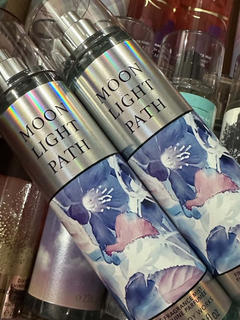 Bath & Body Works Moon Light Path Fragrance Mist (Category: Fragrance & Deodorants) located in Caloocan City. Submitted by eva16.266 (Listing ID 1463625769, Image 1). Description: - Set of 2 Bath & Body Works Moon Light Path Fragrance Mist - Each bottle is 236ml / 8 fl oz - Scent Profile: Floral with notes of black plum, midnight orchid, and moonflower - Ideal for everyday wear or special occasions.