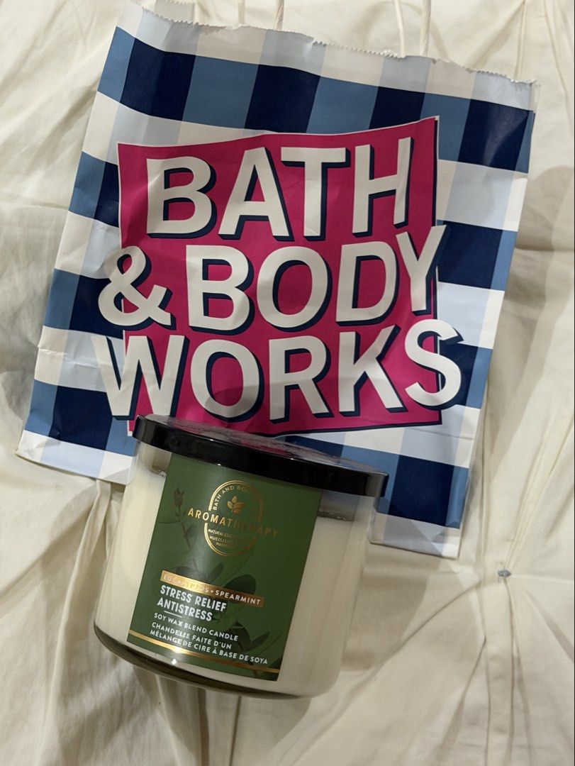 Bath & Body Works Scented Candle - Eucalyptus Spearmint (Category: Home Fragrance) located in Muntinlupa City. Submitted by marasiganmika (Listing ID 1463661022, Image 1). Description: .