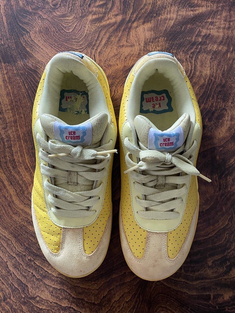 BBC ICE CREAM - OG FIRST RELEASE CANARY YELLOW (Category: Sneakers & Footwear) located in San Fernando. Submitted by larchivefeminine (Listing ID 1463577952, Image 1). Description: BBCs ICE CREAM - OG FIRST RELEASE CANARY YELLOW GOOD CONDITION Signs of wear (needs clean) YELLOW USA: 7 UK: 6 EUR: 39.