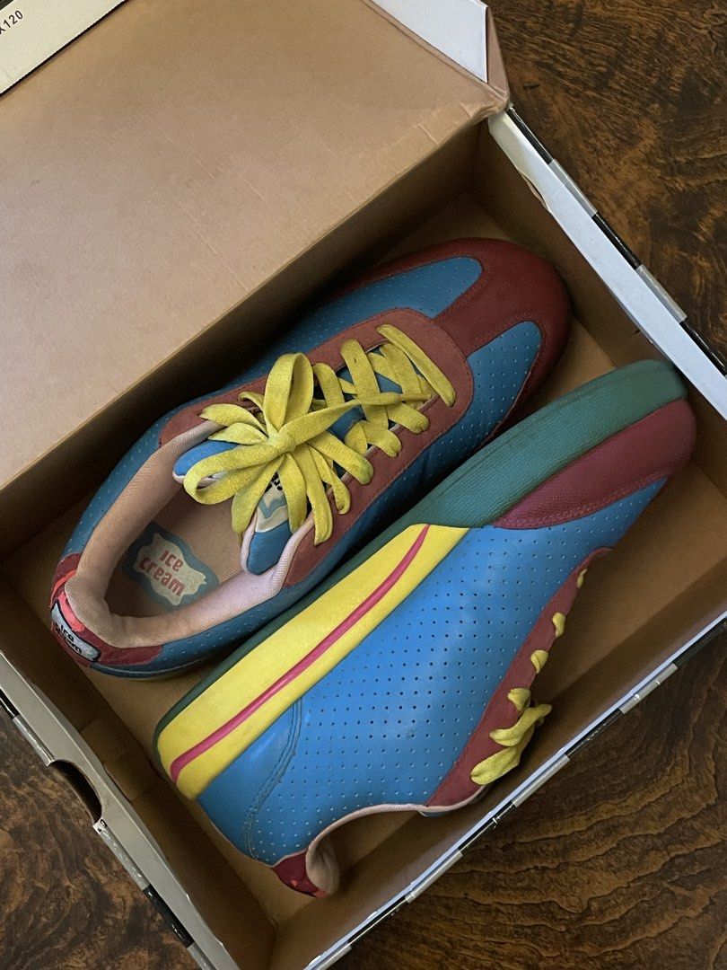 BBC ICE CREAM - OG FIRST RELEASE BLUE RASPBERRY (Category: Sneakers & Footwear) located in San Fernando. Submitted by larchivefeminine (Listing ID 1463578372, Image 1). Description: BBC ICE CREAM - OG FIRST RELEASE BLUE RASPBERRY GOOD CONDITION Minor signs of wearing With Box USA: 9 UK: 8 EUR: 42.