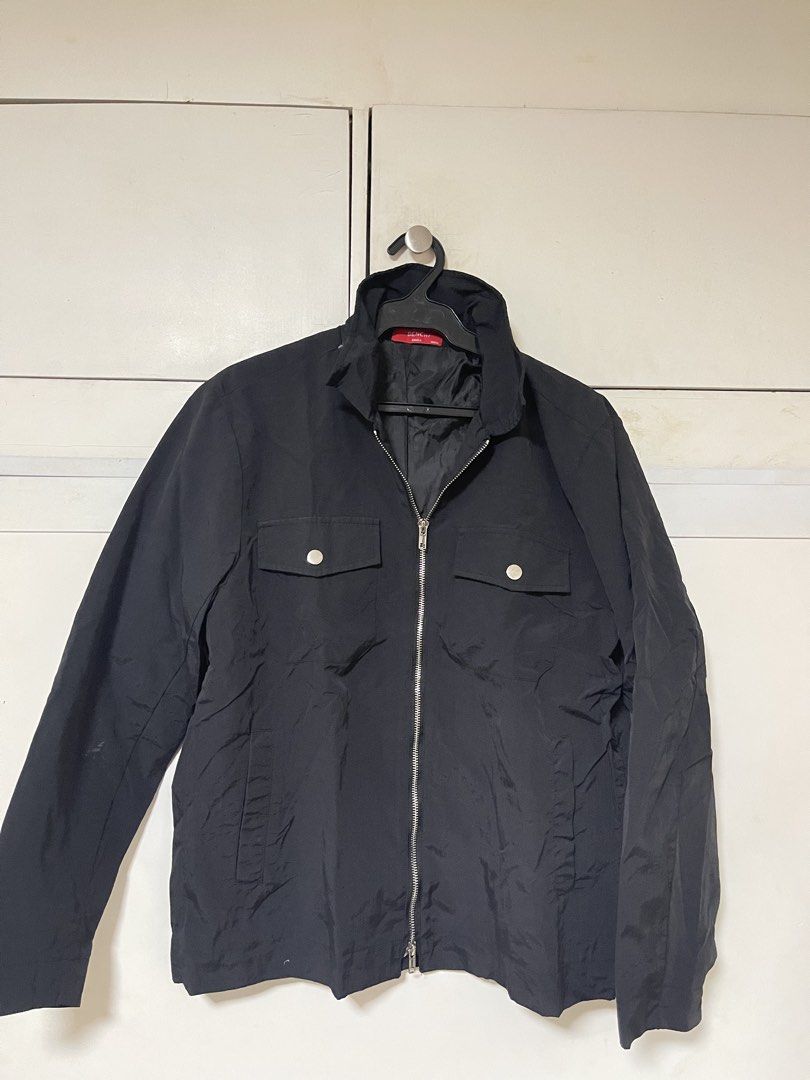 Bench Black Jacket Small (Category: Coats, Jackets and Outerwear) located in Paranaque City. Submitted by clubclassicz (Listing ID 1463692482, Image 1). Description: - Brand: Bench - Color: Black - Size: Small - Features: Two chest pockets with snap buttons, full zip front closure - Origin: Made in China -Chest: 19” -Length: 25” -Sleeves: 23 1/2” -Shoulders: 17”.