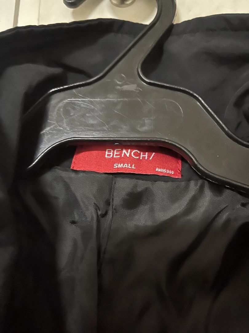 Bench Black Jacket Small (Category: Coats, Jackets and Outerwear) located in Paranaque City. Submitted by clubclassicz (Listing ID 1463692482, Image 3). Description: - Brand: Bench - Color: Black - Size: Small - Features: Two chest pockets with snap buttons, full zip front closure - Origin: Made in China -Chest: 19” -Length: 25” -Sleeves: 23 1/2” -Shoulders: 17”.