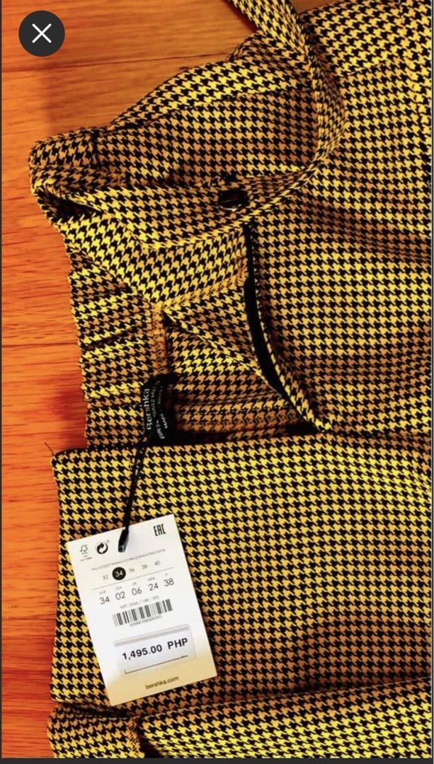 BERSHKA “SKORT” (YellowBlack) (Category: Other Bottoms) located in Davao. Submitted by skydiverjenzy (Listing ID 1463601901, Image 3). Description: .
