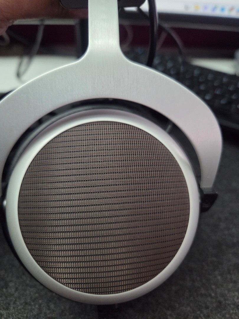 Beyerdynamic T 90 250 Ohm High Resolution Headphones (Category: Headphones & Headsets) located in Quezon City. Submitted by dexter0381 (Listing ID 1463667215, Image 2). Description: - Beyerdynamic T90 Headphones (250 Ohm version) - Comfortable leather headband - Plush earcups for extended listening - Stylish metal grille design - Comes with original cable - Superb sound quality for music and gaming - Rare collectors item - Initial release price w