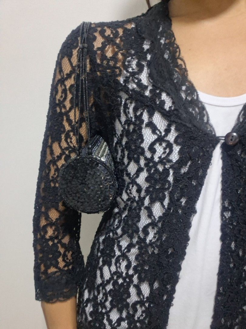 Black Beaded Shoulder Bag with Sequins (Category: Clutches) located in Cabanatuan. Submitted by riworks (Listing ID 1463141880, Image 3). Description: would rather keep than sell lower..