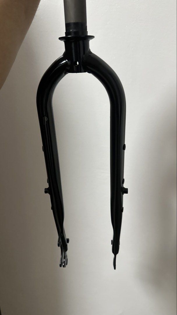 Black Bicycle Fork with Mounts 26er 27.5 29er (Category: Bicycles) located in Lubao. Submitted by pampanga_legit_seller2.0 (Listing ID 1463690560, Image 3). Description: - Black bicycle fork - Straight steerer tube - Mounts for accessories or fenders - Perfect for your next bike build or upgrade Rfs - mali sa mounting ng disc brake ko .