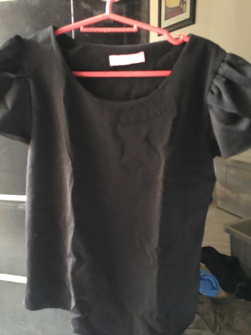 black blouse (Category: Blouses) located in Marilao. Submitted by joelheather02 (Listing ID 1463638492, Image 1). Description: .