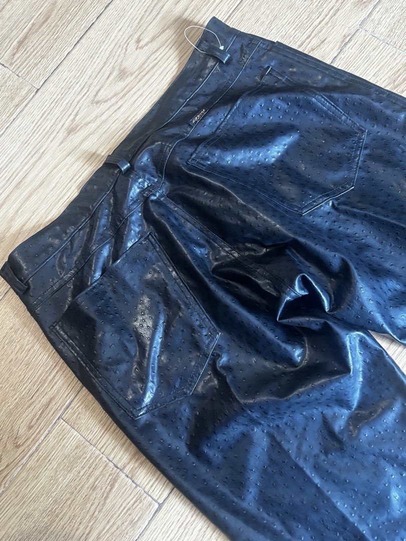 Black Faux Ostrich Leather Pants (Category: Trousers) located in Apalit. Submitted by orchid555_ (Listing ID 1463617255, Image 3). Description: Waist 32” Length 44”.