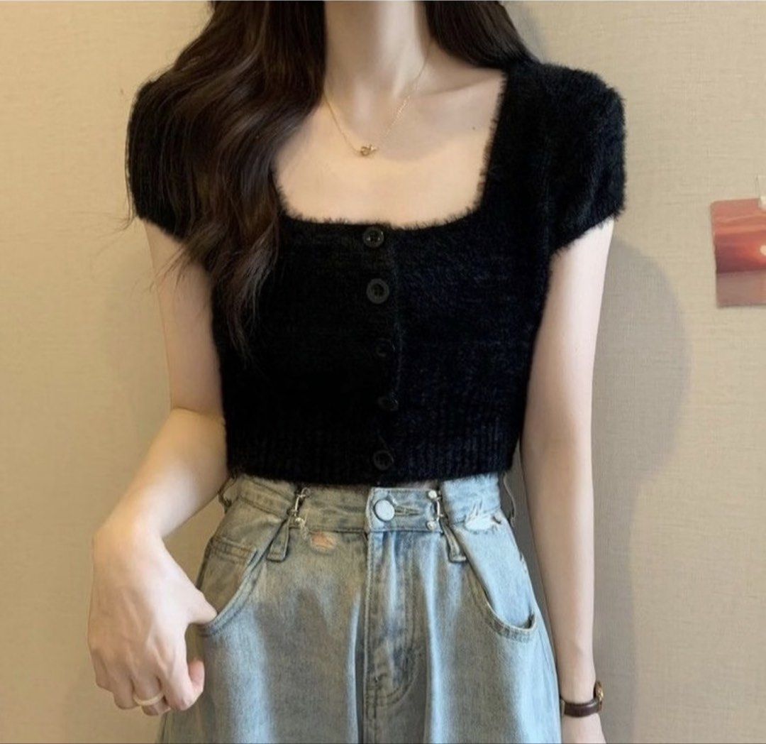 Black Fuzzy Square Neck top (Category: Longsleeves) located in Manila. Submitted by _preciousfinds.2 (Listing ID 1463614214, Image 1). Description: - Super soft fuzzy black cardigan - Cute square neckline - Button-up front - Cropped length - Short sleeves - Perfect for layering or wearing alone - Pairs well with high-waisted jeans or skirts.