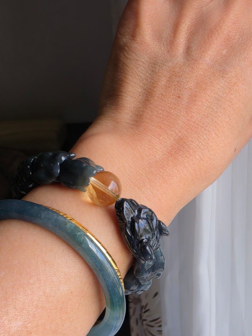 Black Jade Dragon bracelet (Category: Bracelets) located in Manila. Submitted by cavalierdolls (Listing ID 1463597019, Image 3). Description: The Dragon is traditionally associated with power, courage, prosperity, protection and success, while the water element is often connected with flow, adaptability and abundance..