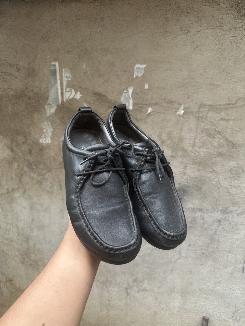 Black Leather Lace-up Shoes (Category: Casual Shoes) located in Lapu Lapu. Submitted by gabocamaon03138 (Listing ID 1463715121, Image 2). Description: - Classic black leather shoes - Secure lace-up style - Durable sole with good grip - Comfortable for everyday wear - Ready for a new home /Clark wallabies inspired .