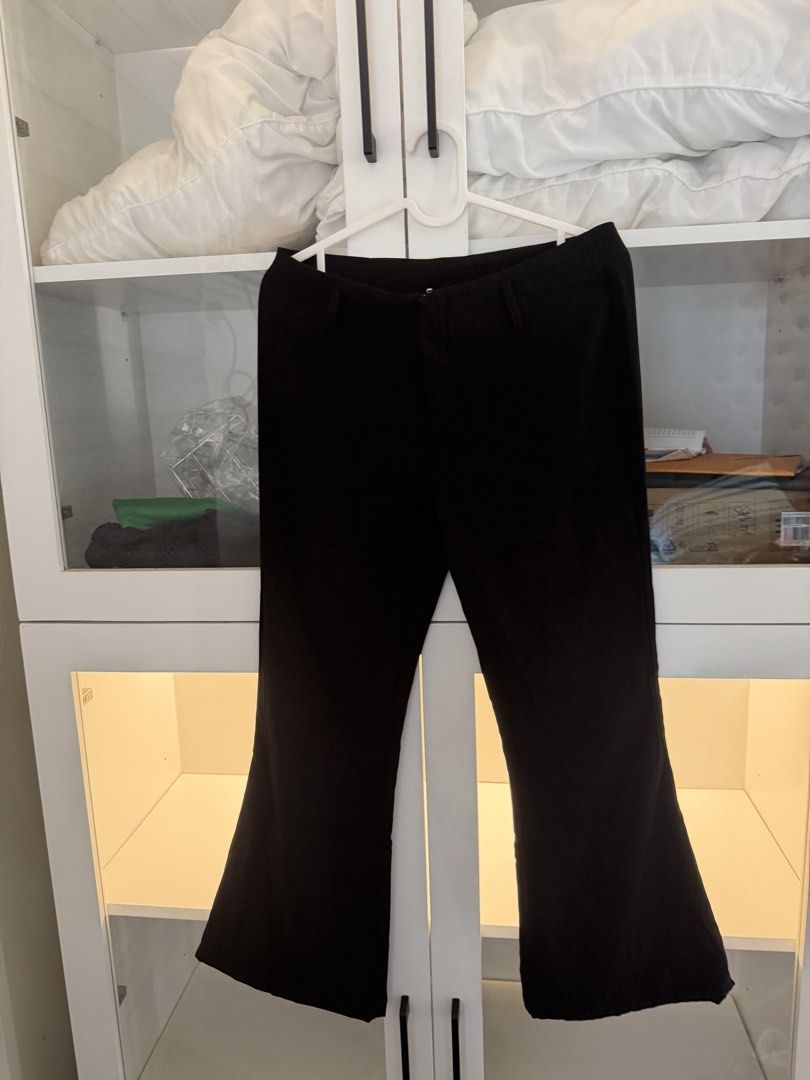 Black low rise trousers (Category: Other Bottoms) located in Quezon City. Submitted by destashingmycloset (Listing ID 1463694549, Image 1). Description: .
