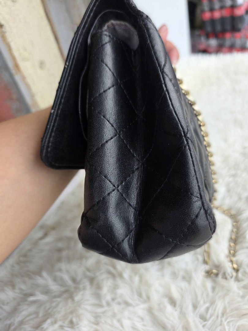 Black Quilted Leather Chain Shoulder Bag (Category: Shoulder Bags) located in Lemery. Submitted by venus23 (Listing ID 1463740256, Image 3). Description: - Classic black quilted leather shoulder bag - Elegant gold chain strap - Secure turn-lock closure - - Compact size: Approx. 7 inches wide x 5 inches tall - Shows some signs of wear on corners and edges - Ideal for everyday use - Genuine leather.