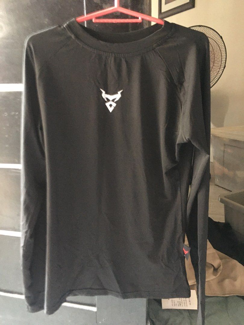 black rash guard (Category: Swim Top & Rash Guards) located in Marilao. Submitted by joelheather02 (Listing ID 1463639480, Image 1). Description: .
