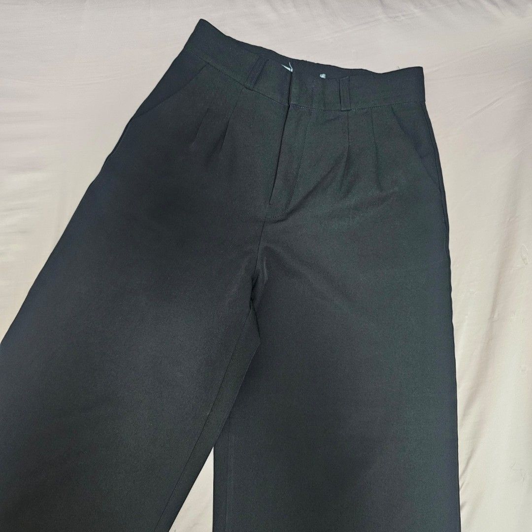 Black Wide Leg Trousers (Category: Clothes Drying Rack) located in Cavite. Submitted by jmstuff__ (Listing ID 1463699200, Image 2). Description: - please see all pics for the condition of the trousers - fits 27-28 - bought from 🍊.