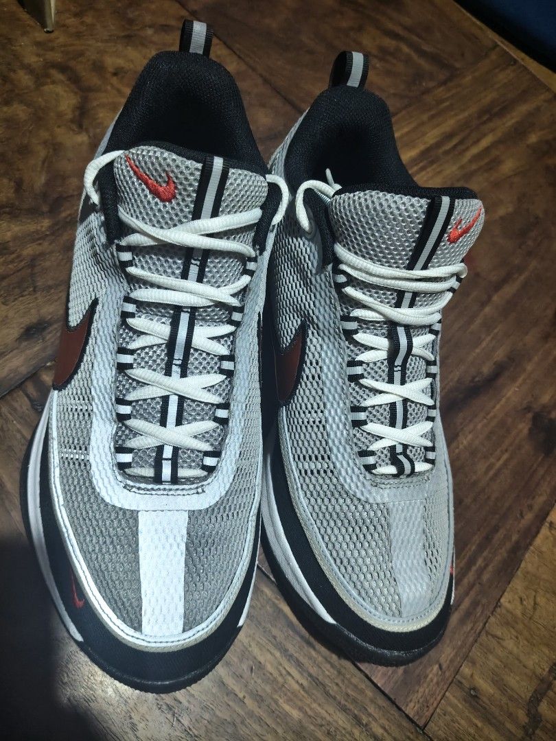 Book 2 Spiridon Size 13 💯 Legit (Category: Sneakers) located in Valenzuela. Submitted by jedmiguel (Listing ID 1463587890, Image 2). Description: For sale ❗ 💯 Legit Book 2 Spiridon 🩶 ❤️ Size 13 Slightly used complete 4k Firm Pm me for more details 📲📨 Valenzuela area 📍.
