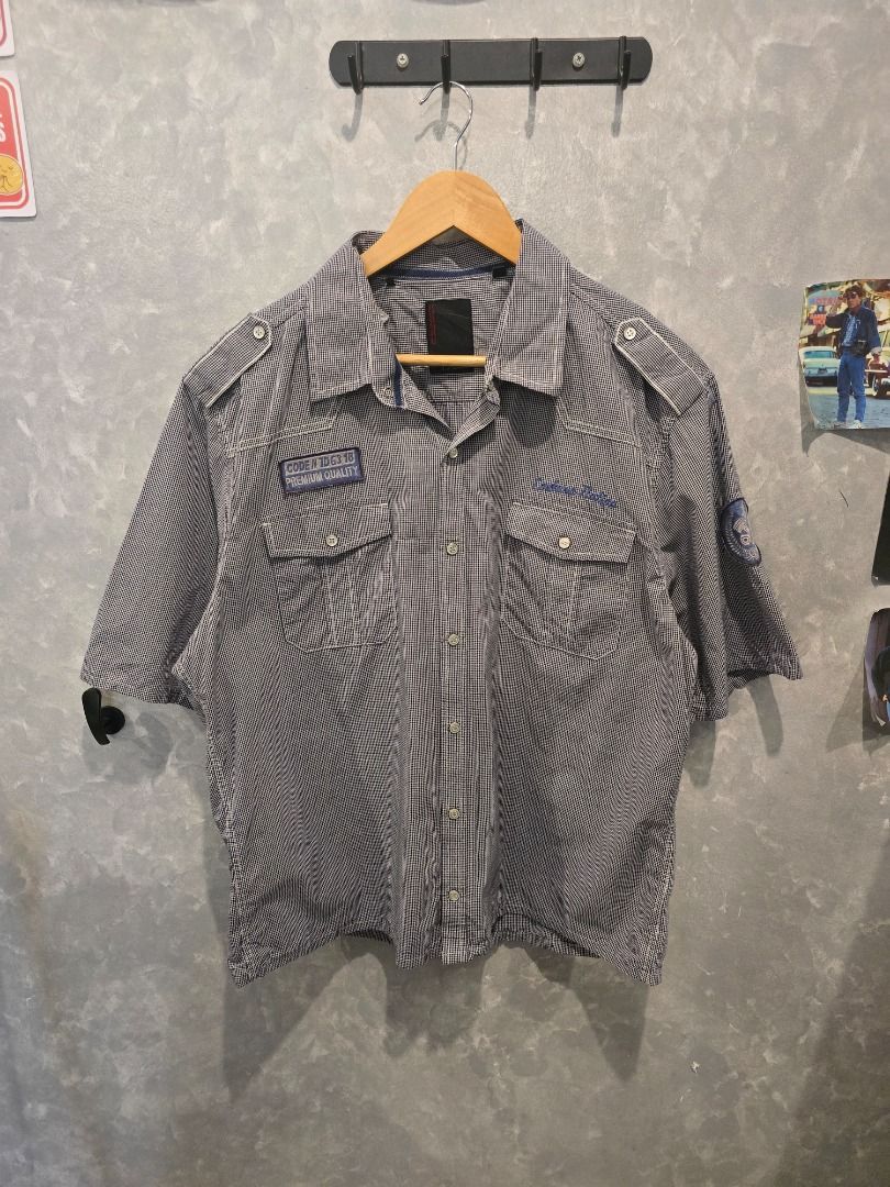 Boxy Crop Polo (Category: Tshirts & Polo Shirts ) located in Quezon City. Submitted by outofhabits_store (Listing ID 1463578618, Image 1). Description: Size: Large Width: 24 inches Length: 26 inches Buy 2 items worth 600 pesos and get them for 1,000 Payment method: GCash Shipping options (shouldered by buyer): J&T 3-7 days, Lalamove or Grab within the day Location: Quezon City Please manage your expectations as this item is not brand new. Color m