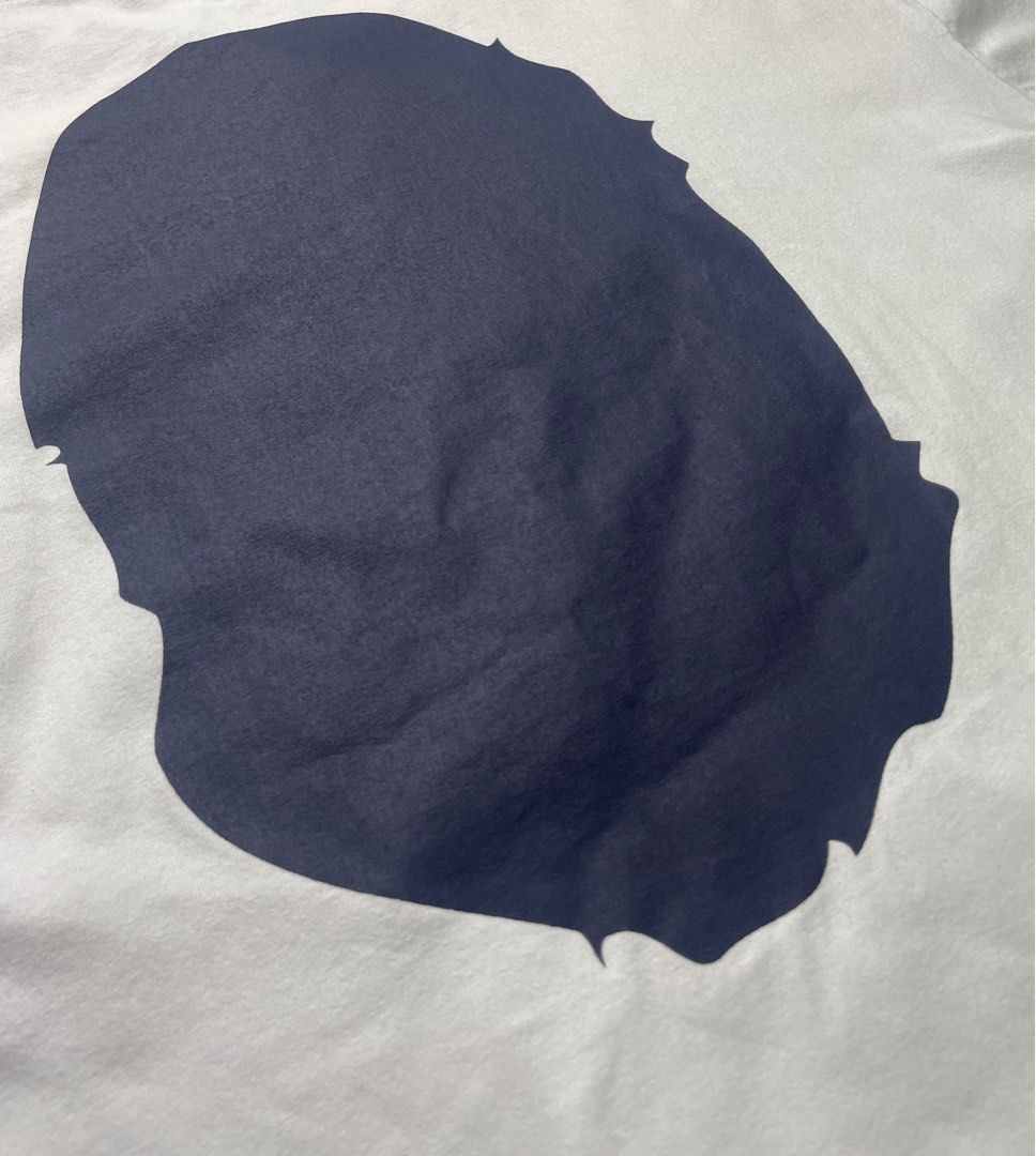 BPA EBIG HEAD MIRROR (Category: Tshirts & Polo Shirts ) located in Cabanatuan. Submitted by rmsdnl (Listing ID 1463713443, Image 3). Description: BAPE BIG HEAD MIRROR -Complete tags -Authentic Size xl on tag,best fit large Width:22 Length:29 Very good condition Issue:Repaired pin hole Color rate:9.5/10 Price:1999.