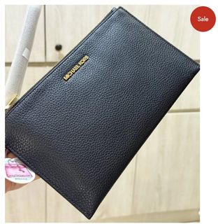 (Category: ) located in . Submitted by parisbag2000 (Listing ID 1463575620, Image 1). Description: .