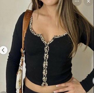 (Category: ) located in . Submitted by lllll522482 (Listing ID 1463673835, Image 1). Description: .