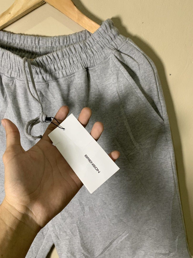 BRENSON sweat short (Category: Shorts) located in Molave. Submitted by mysticbird_38213e (Listing ID 1463586227, Image 3). Description: size 29 - 35 21 length With hangtag Good as new No issue Sobrang ganda ng Quality I have 4pcs available .