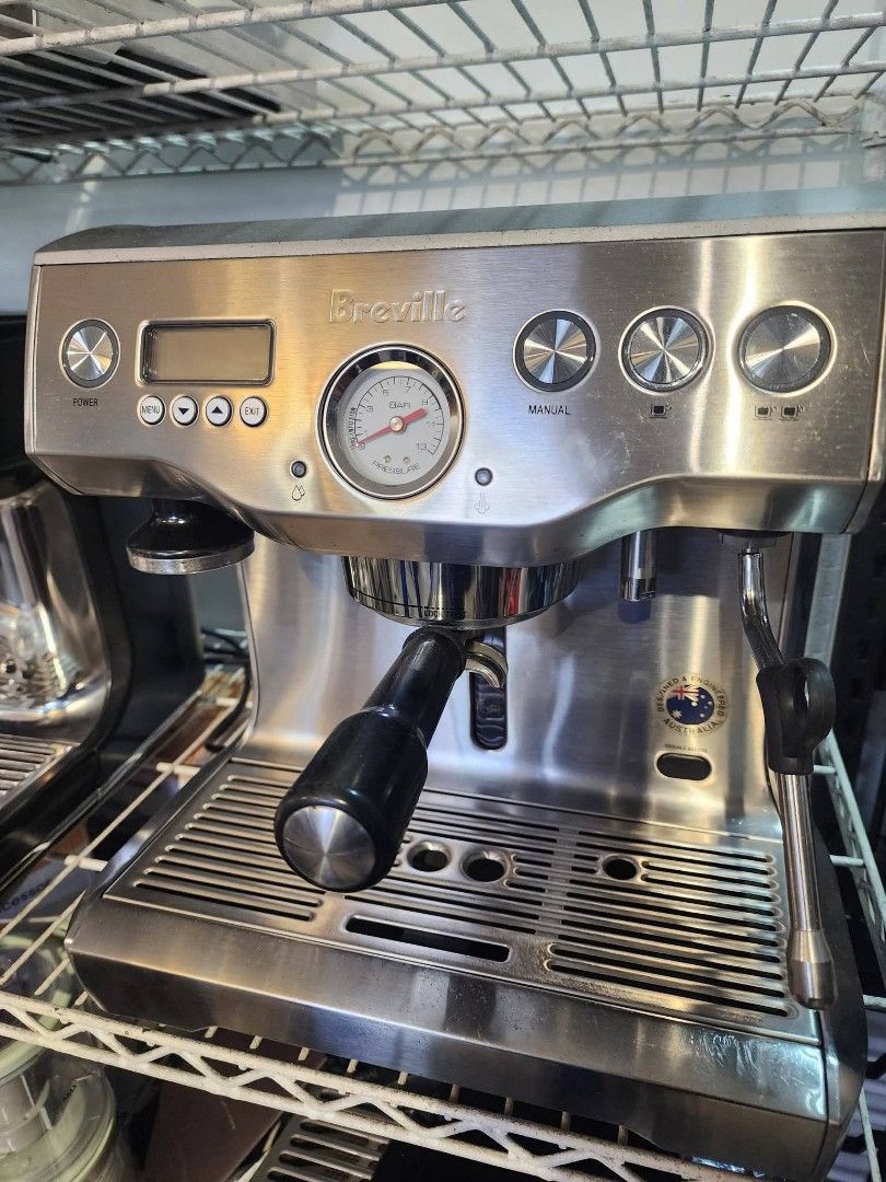 BREVILLE DUAL BOILER ESPRESSO MACHINE (Category: Coffee Machines & Makers) located in Bulacan. Submitted by iamvanillapeach (Listing ID 1463570847, Image 1). Description: In good condition. With 30 days service warranty. You can try in actual if pick up. We can deliver nationwide. 📩.
