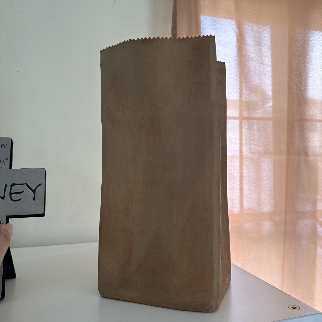 Brown Paper Bag VASE babasagin (Category: Tote Bags) located in Kawit. Submitted by wevibevintage (Listing ID 1463609082, Image 1). Description: .