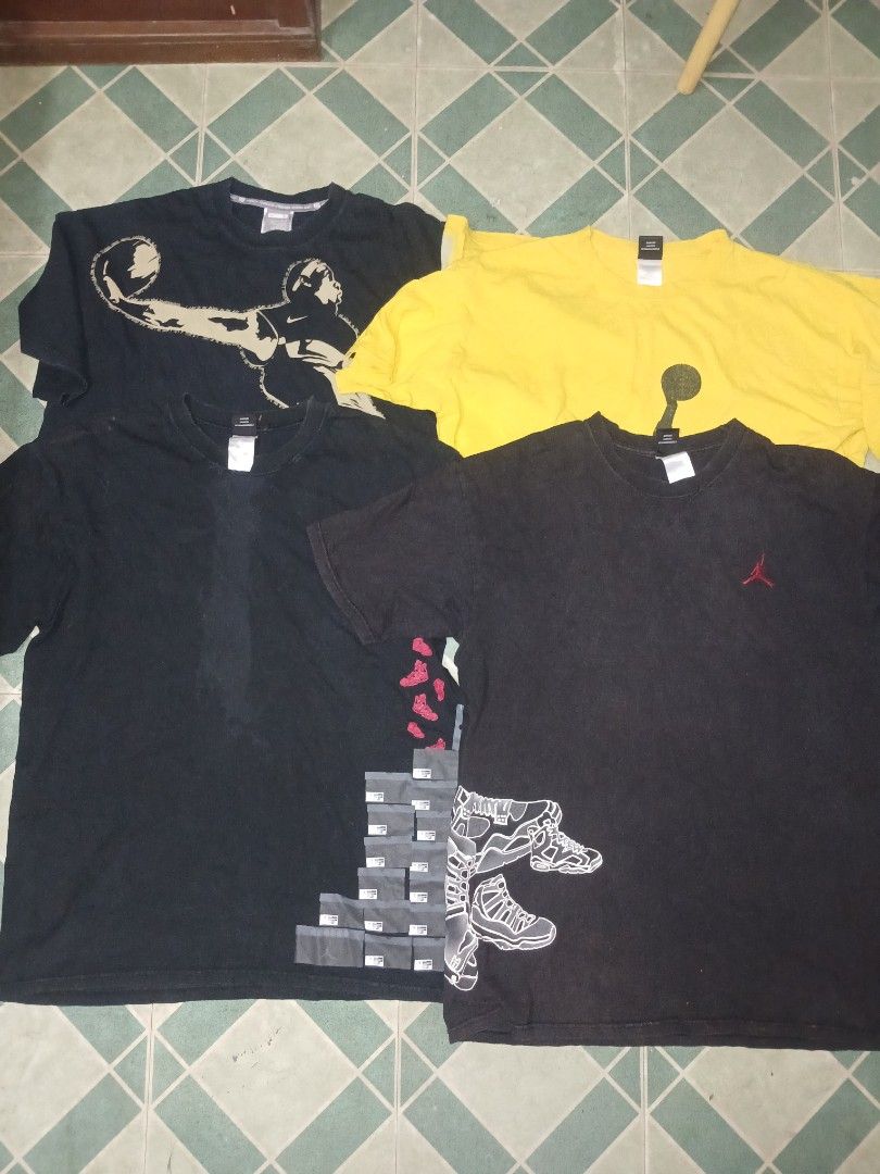 Bundle of 4 Jordan T-shirts (Category: Tshirts & Polo Shirts ) located in Pateros City. Submitted by m4ry.b0o (Listing ID 1463715407, Image 1). Description: 3 Jordan 1 Nike 250 each 500 take all.