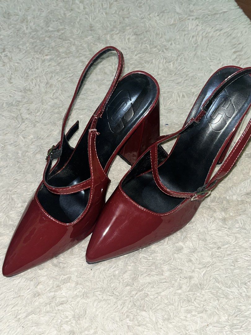 burgundy heels (Category: Heels) located in Abucay. Submitted by itsepryrory (Listing ID 1463671920, Image 3). Description: used once for graduation (no issue) looks red but its burgundy nag iba lng color dahil sa flash (darker in person) orig price: 900+ size in cm: 24-25.